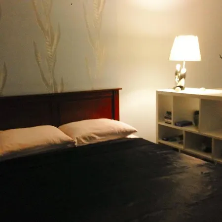 Finest Prime In Old Town Apartment *